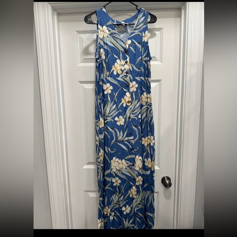 NWOT Paradise Found Honolulu Hawaii L vintage blue floral maxi dress